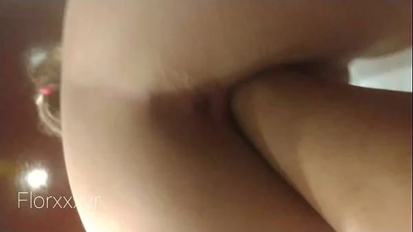 Acabo cuando me meten la mano en mi conchita (fisting vaginal)