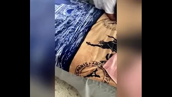 Cómo COGERTE a tu Media HERMANA Colegiala y a su AMIGA de la Escuela! Espiando a Dos Lesbianas Haciendo Tarea en el CUARTO! Trío Amateur con mi Hermana y su Amiga de la Escuela! Lesbianas Mexicanas #1